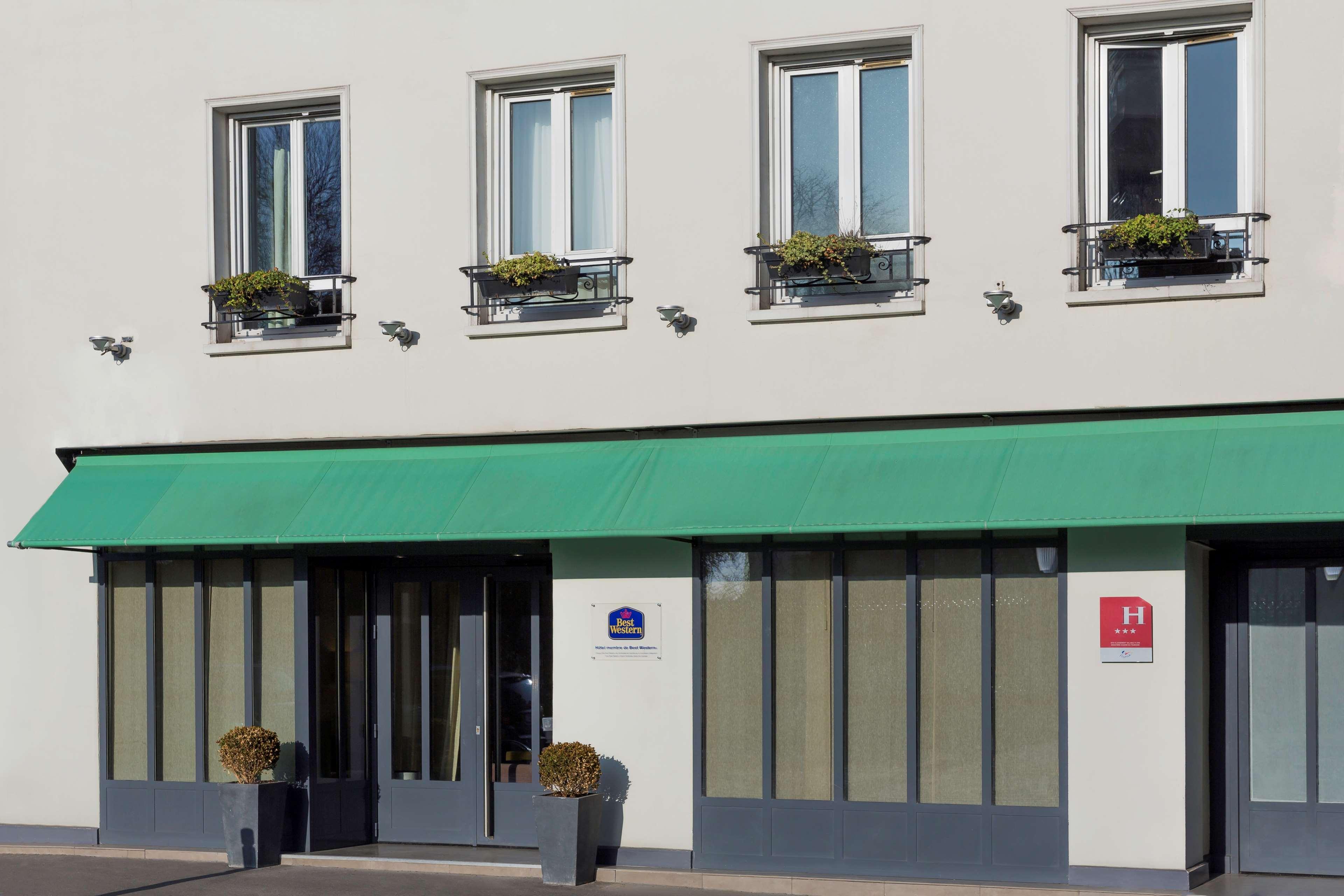 Best Western Rives de Paris La Defense Courbevoie Exterior foto